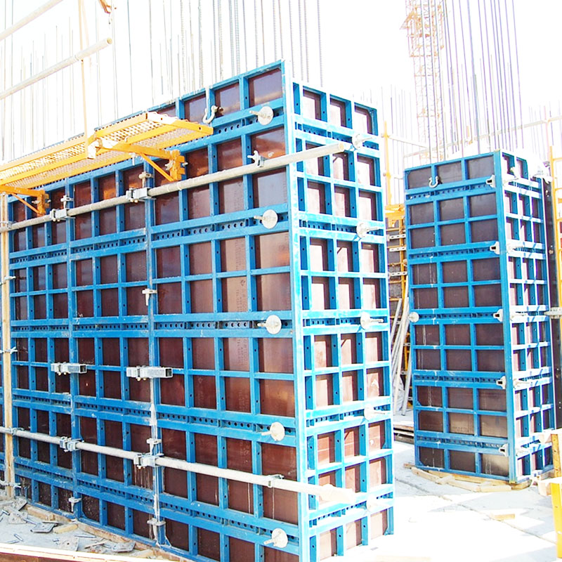 목재 거푸집과 강철 거푸집의 차이점은 무엇입니까?